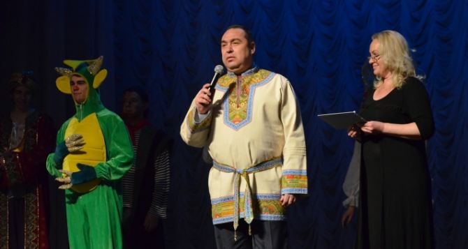 Театры Луганска получат по 100 тысяч гривен