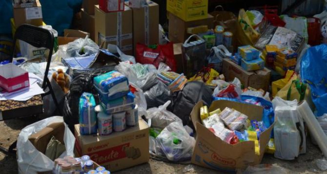 В Луганскую области привезли 110 тонн гуманитарной помощи