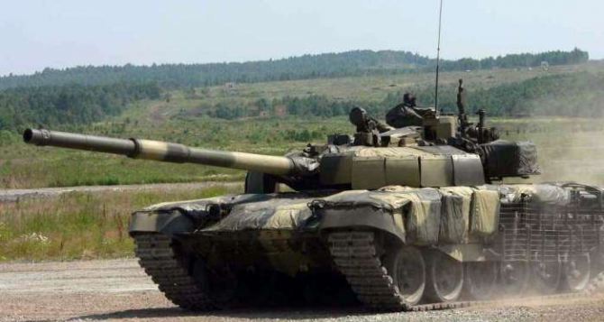 В ОБСЕ на Донбассе зафиксировали танки по обе стороны линии разграничения
