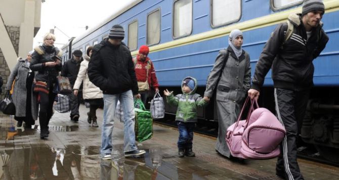 Количество переселенцев из зоны АТО в Киев и область достигло почти 80 тысяч человек