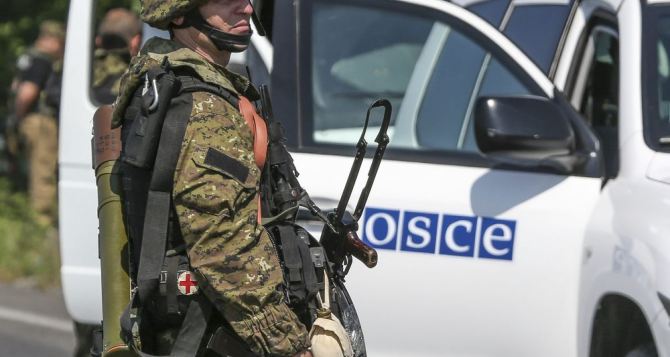 Под Счастьем в Луганской области под обстрел попали наблюдатели ОБСЕ