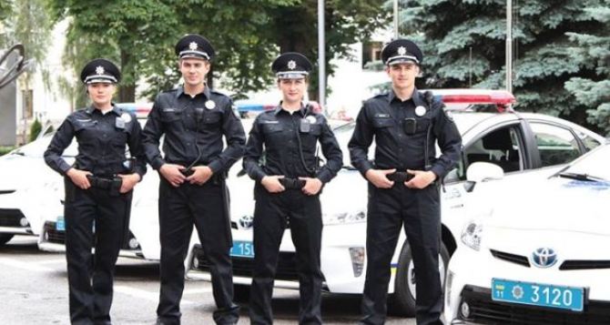 В каких городах Украины появится новая полиция?