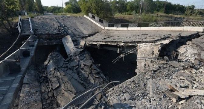 Взорванный мост на трассе «Донецк-Новоазовск» признан неисправным