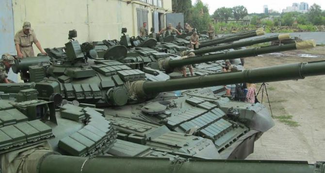Харьковский бронетанковый завод передал армии партию танков Т-80