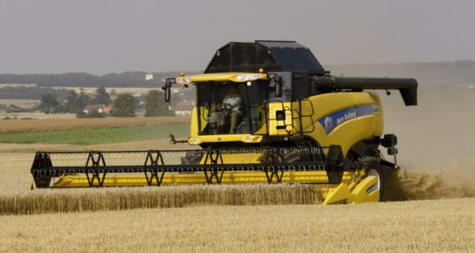 В Харьковской области собрали первый миллион тонн зерна