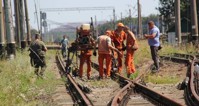 График работ по разминированию железной дороги на Донбассе создадут на следующей неделе