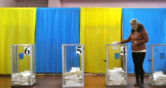Украина назвала условия проведения выборов на неподконтрольной территории Донбасса