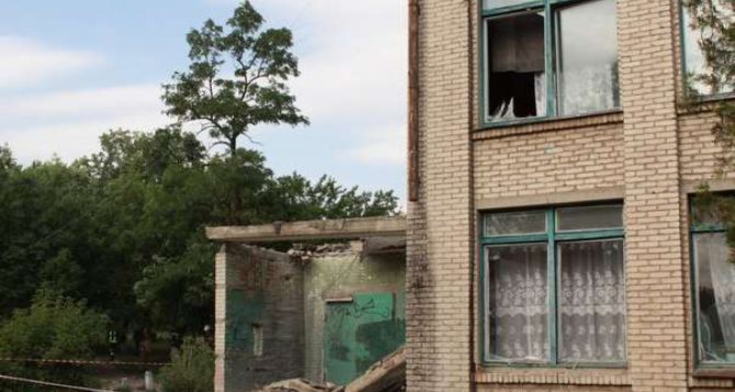 На базе 6 разрушенных школ Луганска создадут учебно-воспитательные комплексы