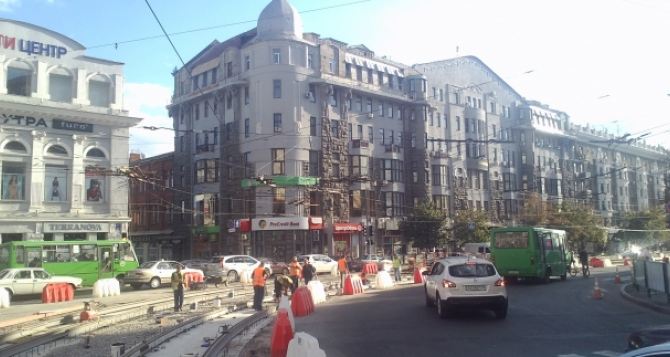 В Харькове планируют завершить реконструкцию трамвайных путей до конца октября