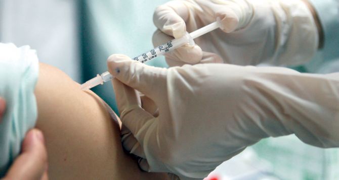 В Луганской области не хватает вакцины для обязательных прививок детей