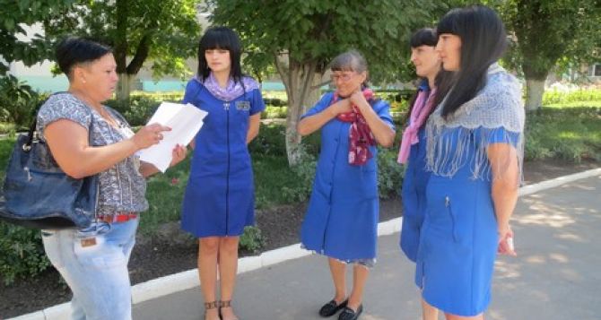 Женщины-заключенные Качановской колонии, прибывшие с Донбасса, ищут родных с помощью ТВ
