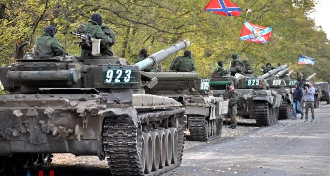 Как проходит отвод танков самопровозглашенной ДНР на южном направлении (фото)