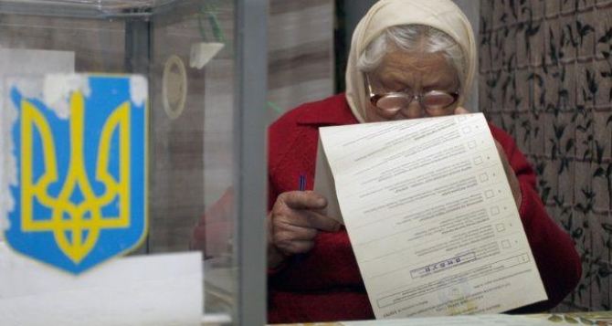 ЕС назвал местные выборы в Украине демократическими и организованными