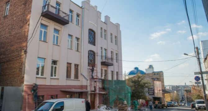 В Харькове отремонтировали дом, где жила Людмила Гурченко