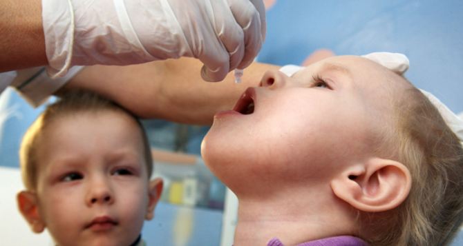 В Харьковской области 90% детей получили прививки от полиомиелита