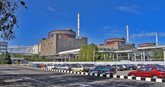 На Запорожской АЭС отключен от сети энергоблок №6