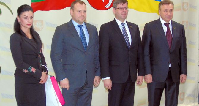 В Харькове открыли литовское консульство