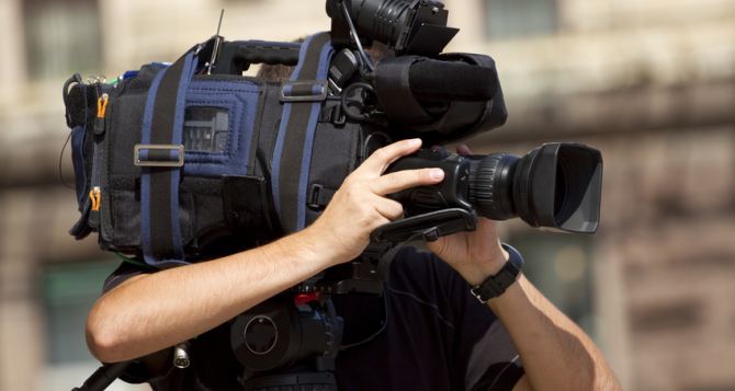 В ЛНР выдали аккредитацию 34 иностранным журналистам