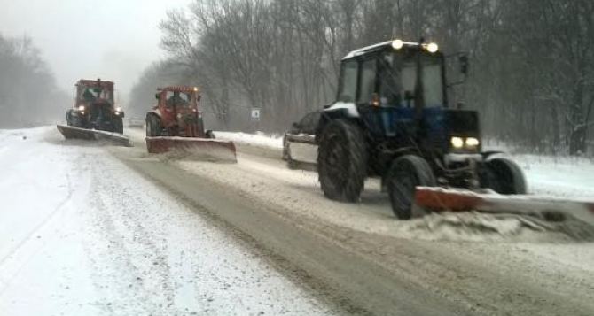 Завтра в Харьковской области снег. Водителей просят быть осторожными