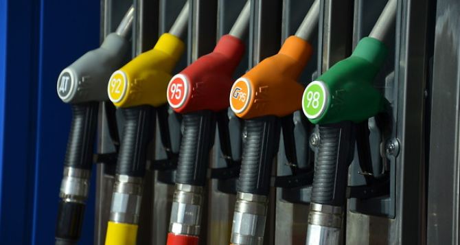 Цены на бензин в Украине неоправданно высокие. — Антимонопольный комитет