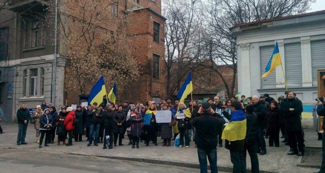 В Харькове проходит бессрочная акция в поддержку Савченко