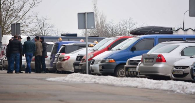 В самопровозглашенной ДНР нелегальных автоперевозчиков будут наказывать штрафами