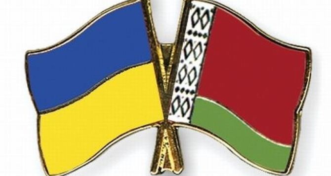 Беларусь ужесточит украинцам правила въезда