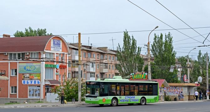 В Луганске угнали троллейбус