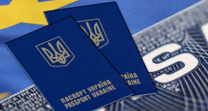 Безвизовый режим ЕС для Украины возможен уже летом. Но есть условия