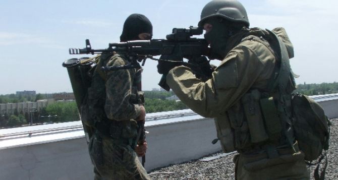 На Донбассе активизировались бои. Зафиксированы танковые обстрелы