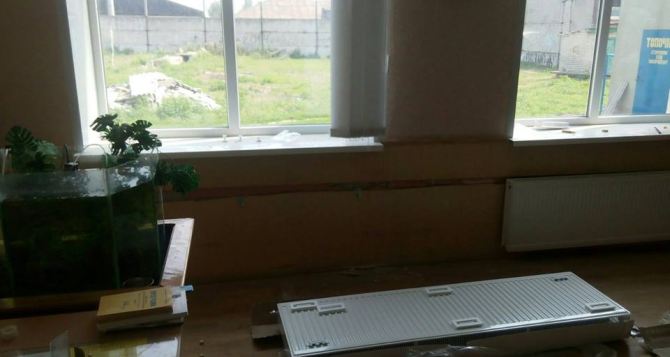 В Сватово начался капитальный ремонт школы (фото)