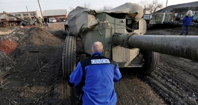 Пушилин назвал условия полного отвода вооружения на Донбассе