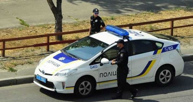 Полиция занялась пешеходами в Харькове