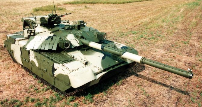 В Харькове устроили бои на танках