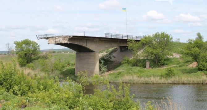 На ремонт дорог на Донбассе выделят 135 миллионов гривен