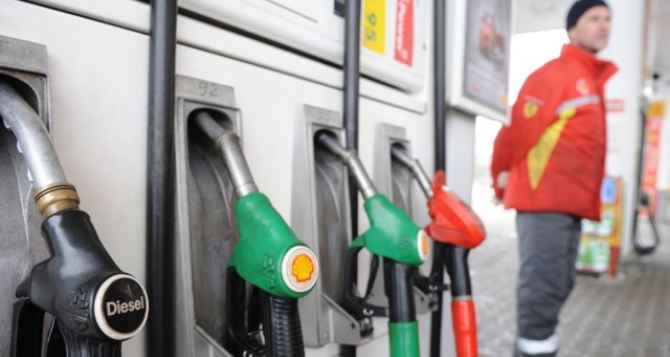 Цены на бензин в Луганске