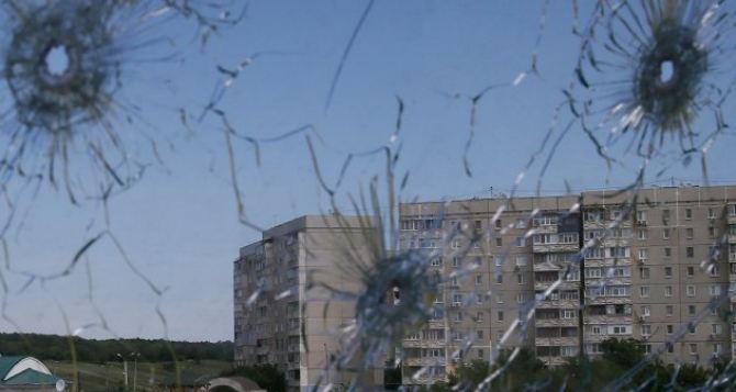 Ночью под обстрел попали пригород Донецка и Докучаевск. — ДНР
