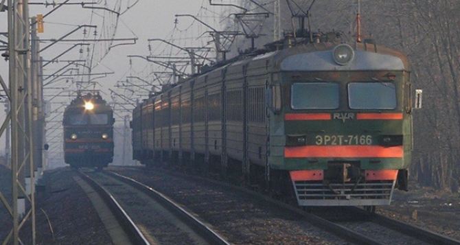 Отмену электричек на Донбассе отложили до декабря