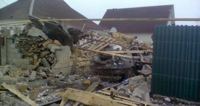 В Донецке обстрелами повреждено 9 домов