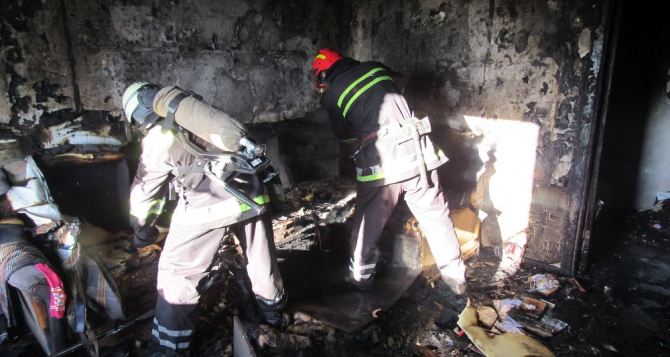 В Северодонецке произошел пожар в 9-тиэтажке (фото)