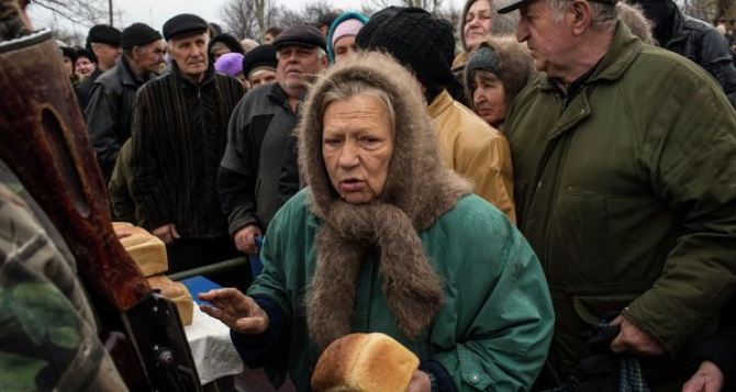 Большинство переселенцев в Украине живут у черты бедности. — ООН