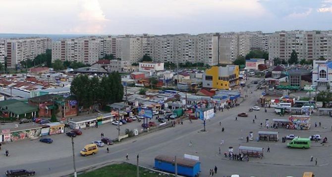 В Луганске демонтировали 16 киосков на кольце квартала Мирный