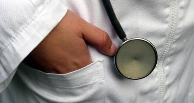 Главврача Краснодонской больницы подозревают в халатности