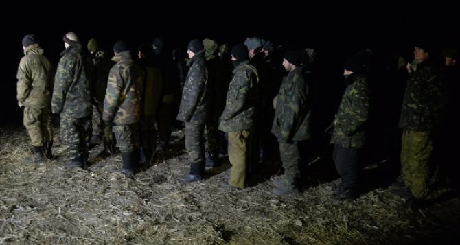 Украина передаст ЛНР и ДНР 15 пленных на окраине Горловки