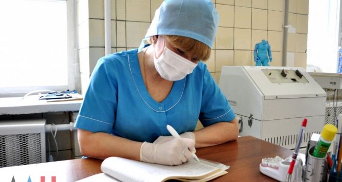 В самопровозглашенной ДНР с 15 марта начнется регистрация пациентов с подконтрольной Киеву части Донбасса