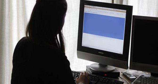 В самопровозглашенной ЛНР заблокировали 17 сайтов, призывающих детей к суициду