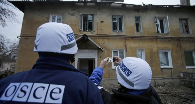 В Донецкой области обстреляли наблюдателей ОБСЕ