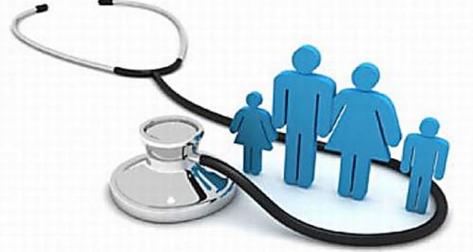 Жители Луганской области до июля должны заключить договоры с семейными врачами