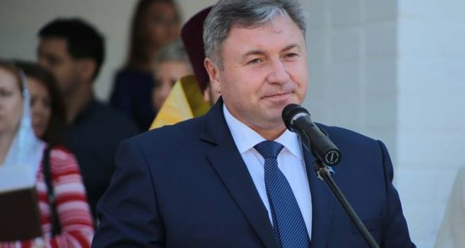 Глава Луганской области приглашает на работу иностранных преподавателей