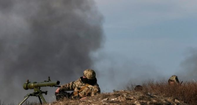 Как прошли выходные на Донбассе. Сводки военных